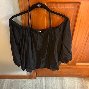 Old Navy Black Off-the-Shoulder 3/4 Sleeve Blouse
